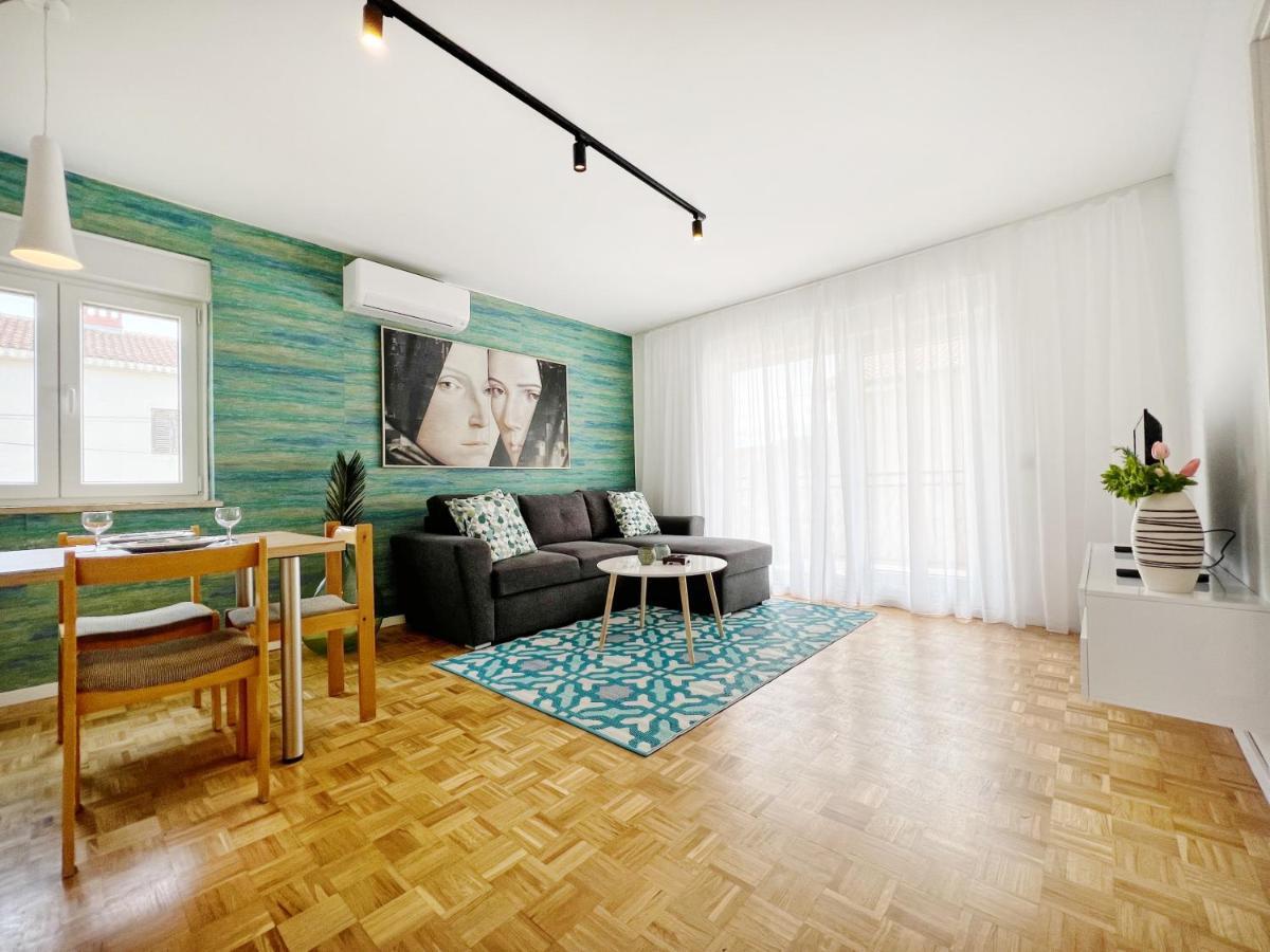 Apartments Valerian Novigrad Istria Exterior foto